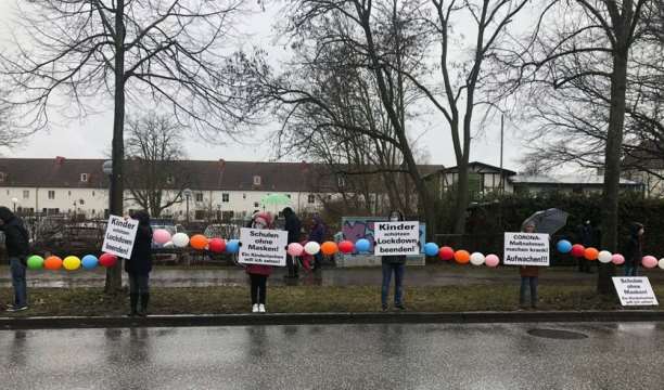 13. März 2021 Menschenkette in Oranienburg
